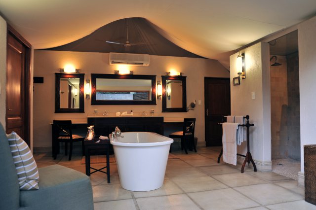Savanna game reserve images SSL 119
