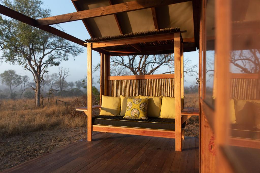 buffelshoek safari camp manyeleti 19