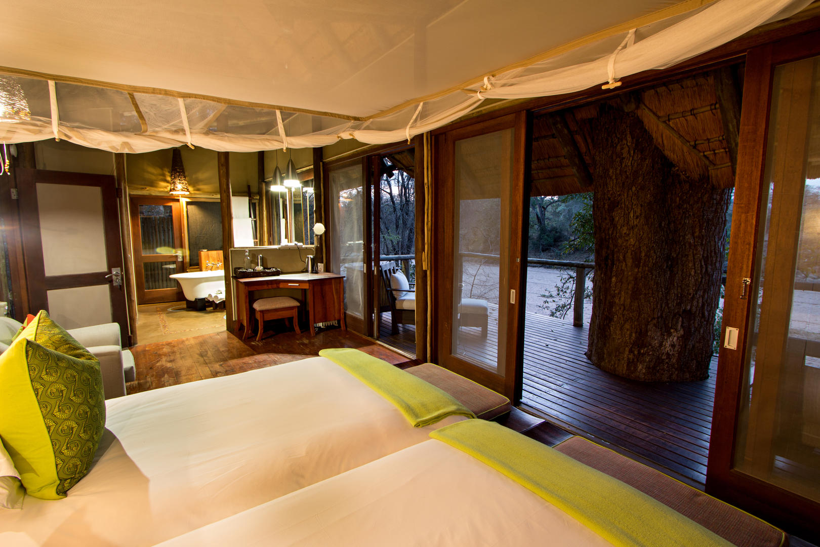 Rhino Post Safari Lodge Kruger Park 11