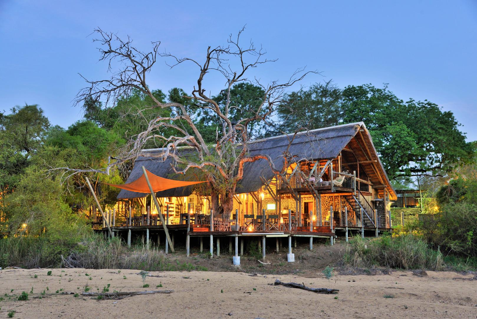 Rhino Post Safari Lodge Kruger Park 16