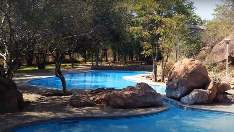 mopani rest camp sparkling pool