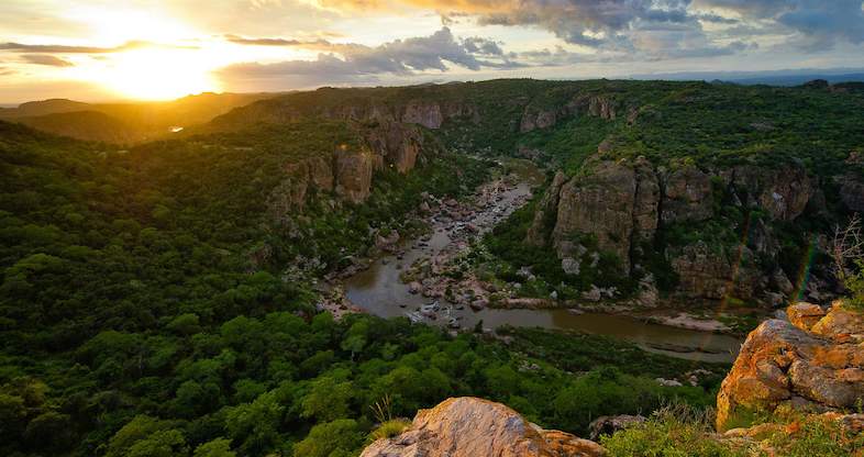 pafuri walking safari kruger park view