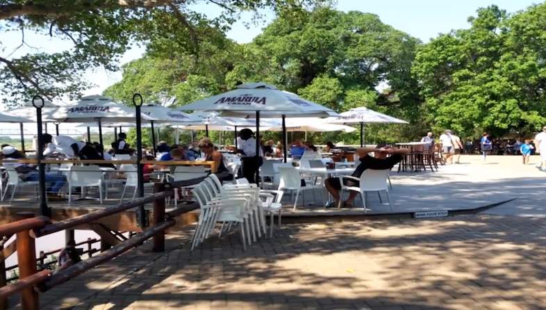 skukuza rest camp resturatnt deck