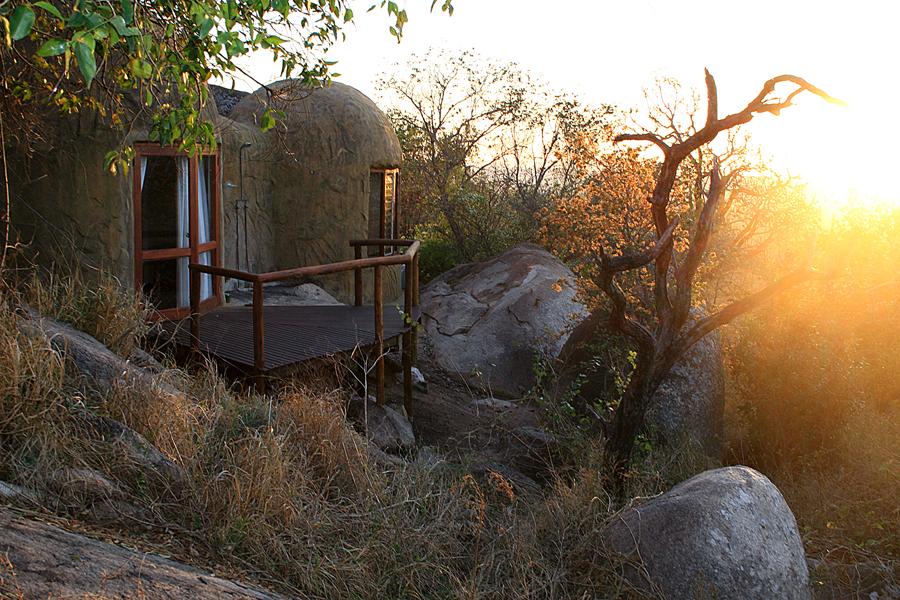 kwa madwala manyatta rock camp 14