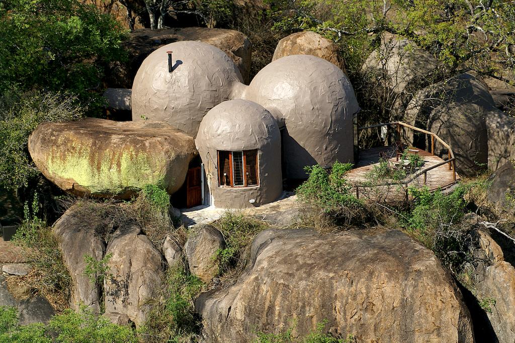 kwa madwala manyatta rock camp 19