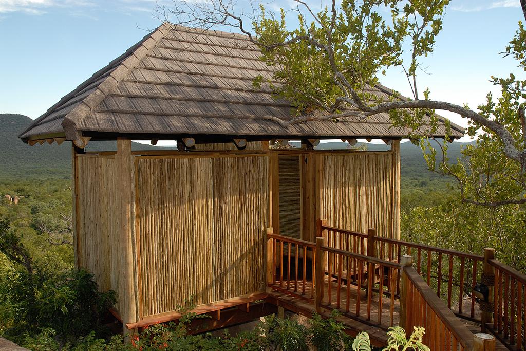 kwa madwala manyatta rock camp 27