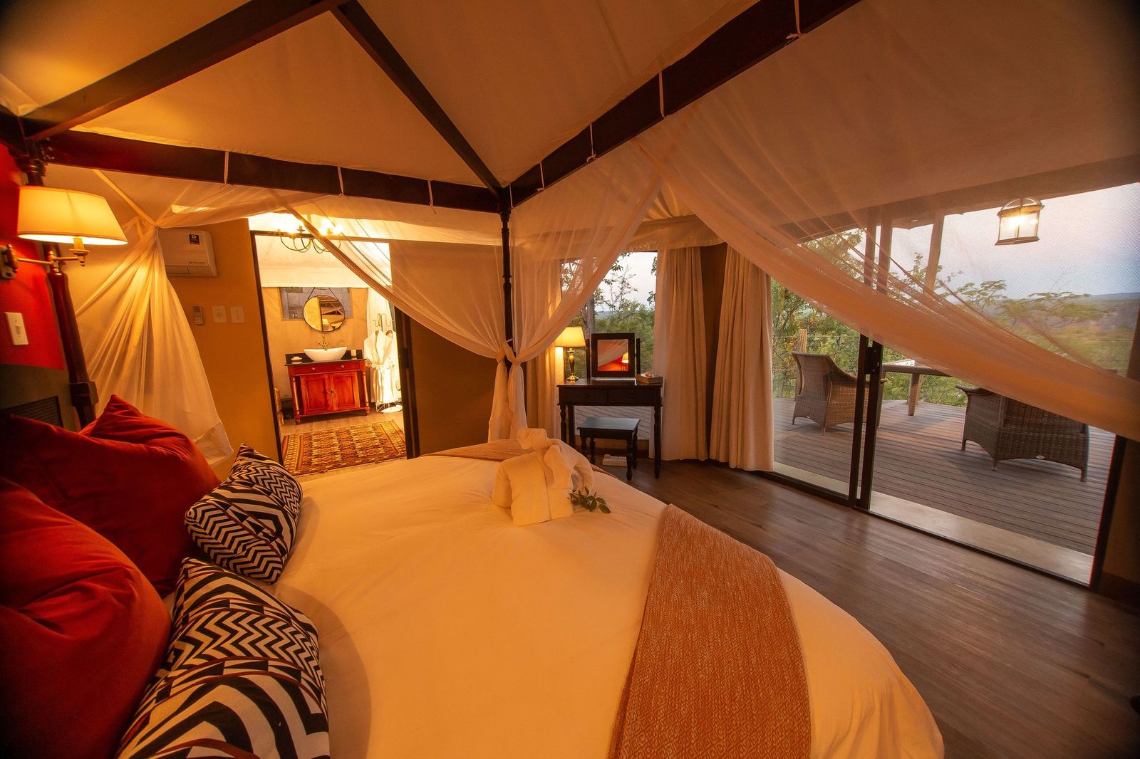9 Day Big Five Victoria Falls Expedition 2